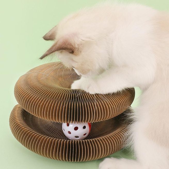 Jucărie interactivă de zgâriat pentru pisici