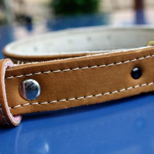 Zgardă din piele naturală maro 60x3cm