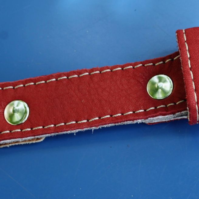 Zgardă din piele naturală roșie 60x3cm